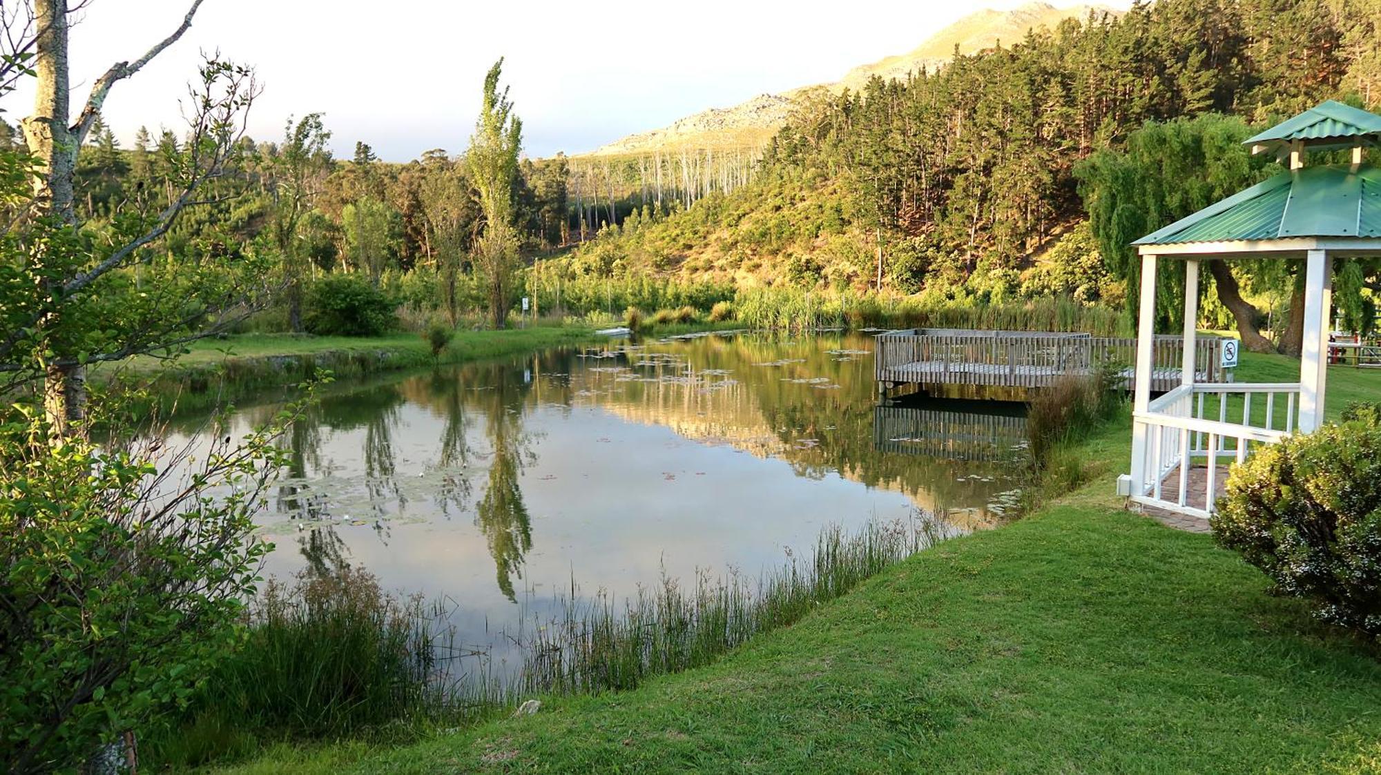 בוטרביר Houw Hoek Hotel מראה חיצוני תמונה